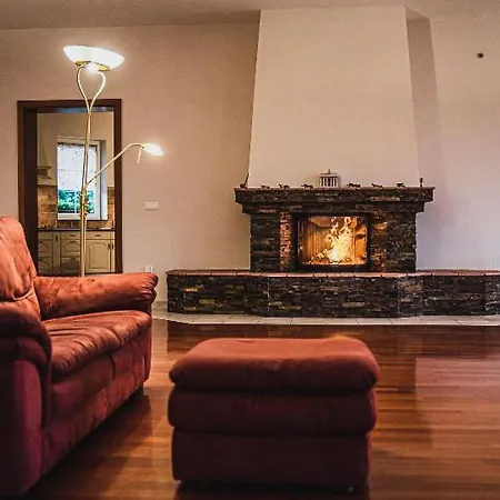 Villa Hide Away In A Private Countryside Villa Prestranek